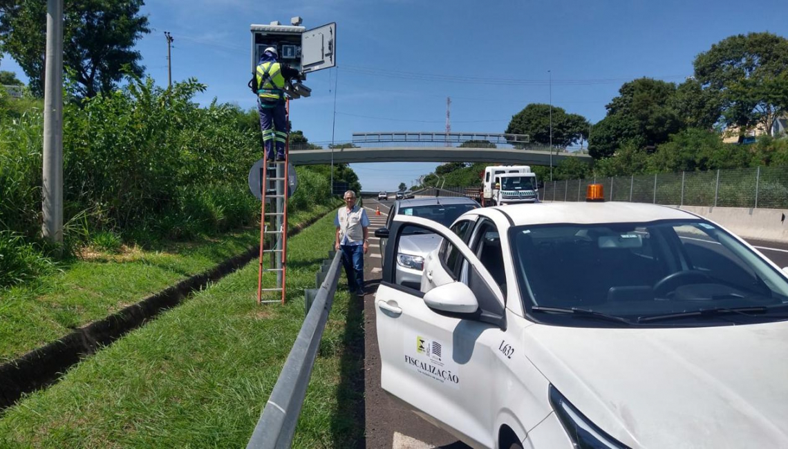 Em Marília, Ipem-SP verifica radar na rodovia SP 294